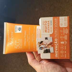 Avene Intense Protect Sunscreen 50SPF